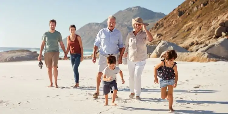 multi-generational-family-on-the-beach.jpg